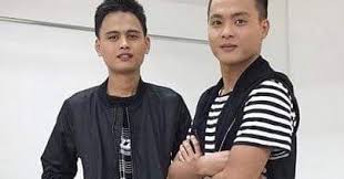 Jangan kau merayu kerna aku tak mahu hey dasar mukamu memang tak tahu malu. Lirik Lagu Tak Tahu Malu Atmosfera Lirik Lagu Lagu Lirik