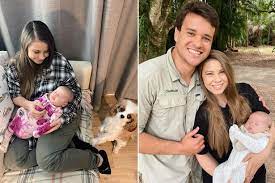Bindi irwin has just shared an adorable picture of her newborn daughter, grace, just a week in their first update as new parents, bindi irwin and her husband have just shared the most adorable pictures. Bindi Irwin Snuggles 7 Week Old Baby Daughter Grace Warrior In Heartwarming Snap Mirror Online