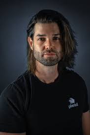 Chris Silvernail's Instagram, Twitter & Facebook