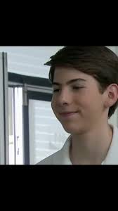 Daniel Se Tatua Por Amor