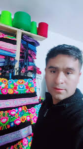 Polleras y batas bonitas en Pomabamba