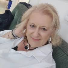 Natasa Lucic у: људи