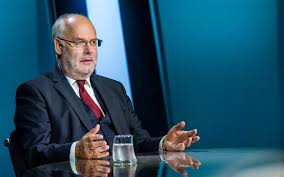 Alar karis pärast esimeses voorus läbikukkumist: Vcambw7ojlfxm