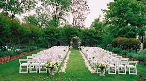 20 Garden Wedding Ideas For Beautiful Outdoor Wedding Decor Wanda Olesin Wedding Ceremony Decorations Outdoor Garden Wedding Ideas Beautiful Small Garden Wedding
