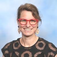 Emily Tess's Instagram, Twitter & Facebook