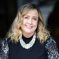 Heidi Howell's Instagram, Twitter & Facebook