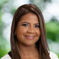 Kelly Workman's Instagram, Twitter & Facebook