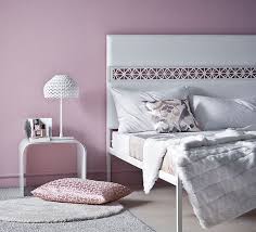 Ogni colore, infatti, può influenzare il tuo stato d'animo e, anche per questo, è importante che non si sbaglino le tonalità. I Colori Della Casa Secondo Il Feng Shui Donna Moderna