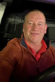 It's so sad cooking alone 😢, I need a serious wife