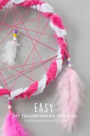 Diy Traumfanger Fur Kids Mit Kindern Einen Traumfanger Zu Basteln Ist Super Einfach Und E Traumfanger Basteln Kinder Traumfanger Selber Basteln Diy Traumfanger