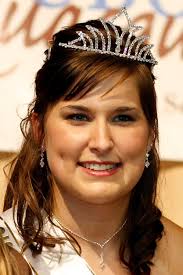 Photo: Clap for the queen