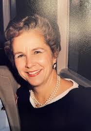 Debbie Moffitt's Instagram, Twitter & Facebook