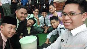 Dan demikianlah orang yang tidak mengangkat kepalanya terhadap wahyu, dia tidak mau menerima. Perjumpaan Homeroom Mentor Mentee Sma Majlis Agama Islam Wilayah Persekutuan Sma Maiwp Facebook