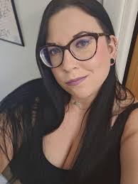 Help a disabled Sephora shopper who can't get out with a shade match? :  r/Sephora