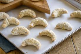 So kommt das rezept für vanillekipferl. Zarte Vanillekipferl Ein Klassiker Zu Weihnachten Einfach Malene