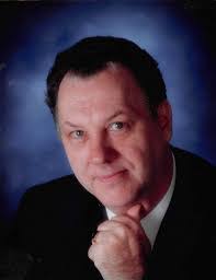 Mark Dewberry's Instagram, Twitter & Facebook