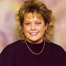 Melissa Warfield's Instagram, Twitter & Facebook