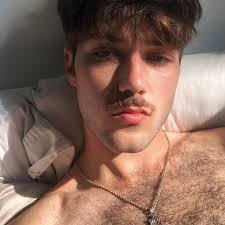 Leo Fine (@le0fine) • Instagram photos and videos