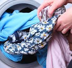 How To Keep Clothes From Stretching In The Wash | Downy