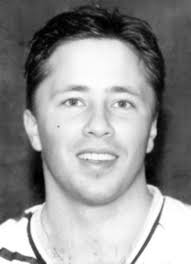 Player photos for the 1988-89 Kamloops Blazers at hockeydb.com