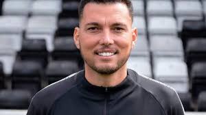 Cymru Premier: First win for Druids is a 2-1 victory at Caernarfon Town