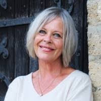 Allison Chadwick's Instagram, Twitter & Facebook