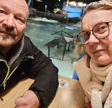 Looking for a house to rent must be pet friendly 😊