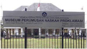 Ia menyatakan lewat mikrofon bahwa pembacaan proklamasi tidak dapat diulang. Bekas Rumah Laksamana Maeda Yang Menjadi Museum Perumusan Naskah Proklamasi Tribun Travel