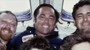 Robert Laurel Crippen Bio