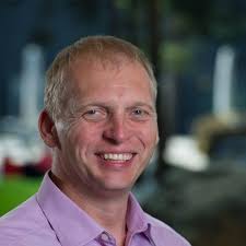 Iwan Achtereekte Email & Phone Number