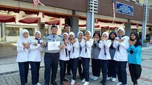 White garden food court adalah 445 meter jauh, 6 min dengan berjalan kaki. Hentian 1 Jelajah Keamanan Messengers Of Peace World Scouting