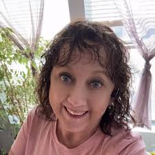 August is for going ALL IN, and Jemuel is leading the way! 💪🏻💜 From  hitting PRs to showing up