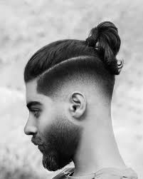 Long and natural and tucked behind the ears, it's a perfect hairstyle for those who also. Side Part Haircuts A Classic Style For Modern Gentlemen 2020 Guide