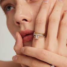 Buy 18K Gold Polished Rings for Women