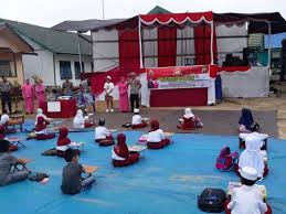 Cara menggambar dan mewarnai mobil polisi untuk anak youtube. Tingkatkan Kreatifitas Anak Sejak Dini Polsek Karau Kuala Adakan Lomba Mewarna Semarakkan Hari Bhayangkara Ke 72