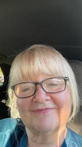 Stacy Erickson's Instagram, Twitter & Facebook