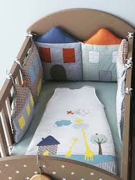 Tour De Lit Modulable Bebe Brode Maisons Collection Printemps Ete 2014 Www Vertbaudet Fr Quilt Baby Baby Diy Nestchen