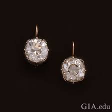 Fake versus real diamond there are many practical ways to identify a diamond and cz (cubic zirconia) or any other imitation, present in the market. How To Tell If A Diamond Is Real