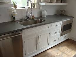 183 Reference Of Concrete Countertops Cost Vs Quartz In 2020 Grey Countertops Gray Quartz Countertops White Cabinets White Countertops