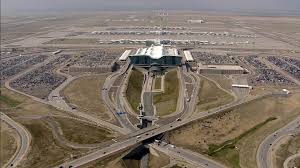 Denver hat den wohl seltsamsten airport der welt. Two More Workers At Denver International Airport Test Positive For Coronavirus Cbs Denver