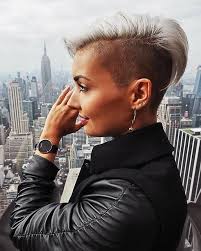 Ashleigh Messer (ashmesser32)