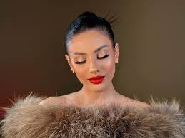 Entrevista con el jurado 💛 @missuniversoar 🇦🇷 Un color que representa la  fuerza interior y un llamado a no rendirse 💪🏼🎗️ Dress:  @anhysierra.official