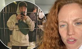 We catch up with wiz khalifa, steve aoki, jess glynne and clean bandit ahead of isle of mtv malta. Jess Glynne Backtracks On Claims She Faced Discrimination Daily Mail Online