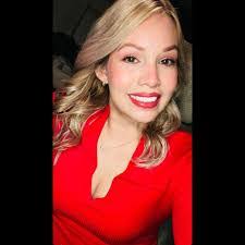 Kenia Garcia's Instagram, Twitter & Facebook