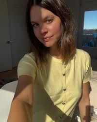 E L I R O S E (@itselirose) • Instagram photos and videos