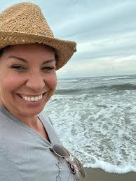 Let's all wish Happy Birthday to our Danielle today! 🥳🎊 We hope you have  an amazing day, you deserve it!