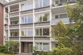 Town hall duisburg is 5 miles from the apartment, while einschornsteinsiedlung is 5 miles from the property. 3 Zimmer Wohnung Zum Verkauf Kaiserswerther Str 285 40474 Dusseldorf Golzheim Mapio Net