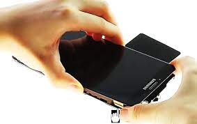 Cara mengatasi layar hp samsung mati tapi mesin hidup jika layar blank screen terjadi saat kamu menggunakan hp samsung dan kondisi mesin masih hidup, kamu bisa melepas socket kabel lalu memasangnya kembali. Hp Hidup Tetapi Layar Mati V Tiga Kursus Hp Dan Laptop