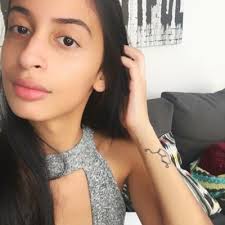 Edith Oquendo's Instagram, Twitter & Facebook