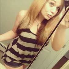 Danielle Rakowski's Instagram, Twitter & Facebook